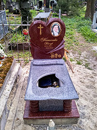 Пам'ятник дитячий з граніту радехів львівська область