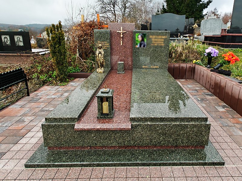 Пам'ятник 3