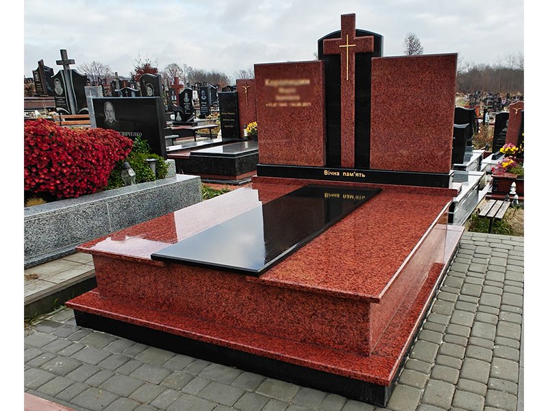 Пам'ятник 3