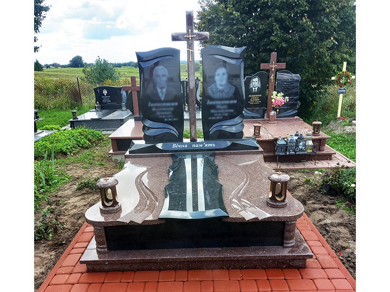 Пам'ятник 3