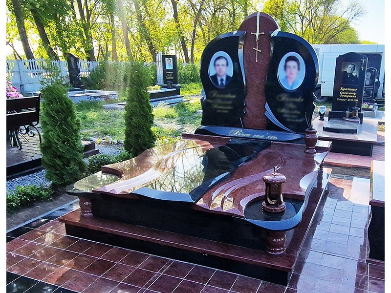 Пам'ятник 3