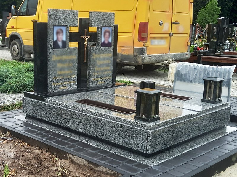 Пам'ятник 3