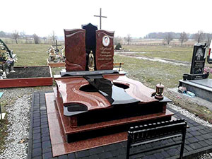 Пам'ятник гранітний для двох поховань сколе львівська область